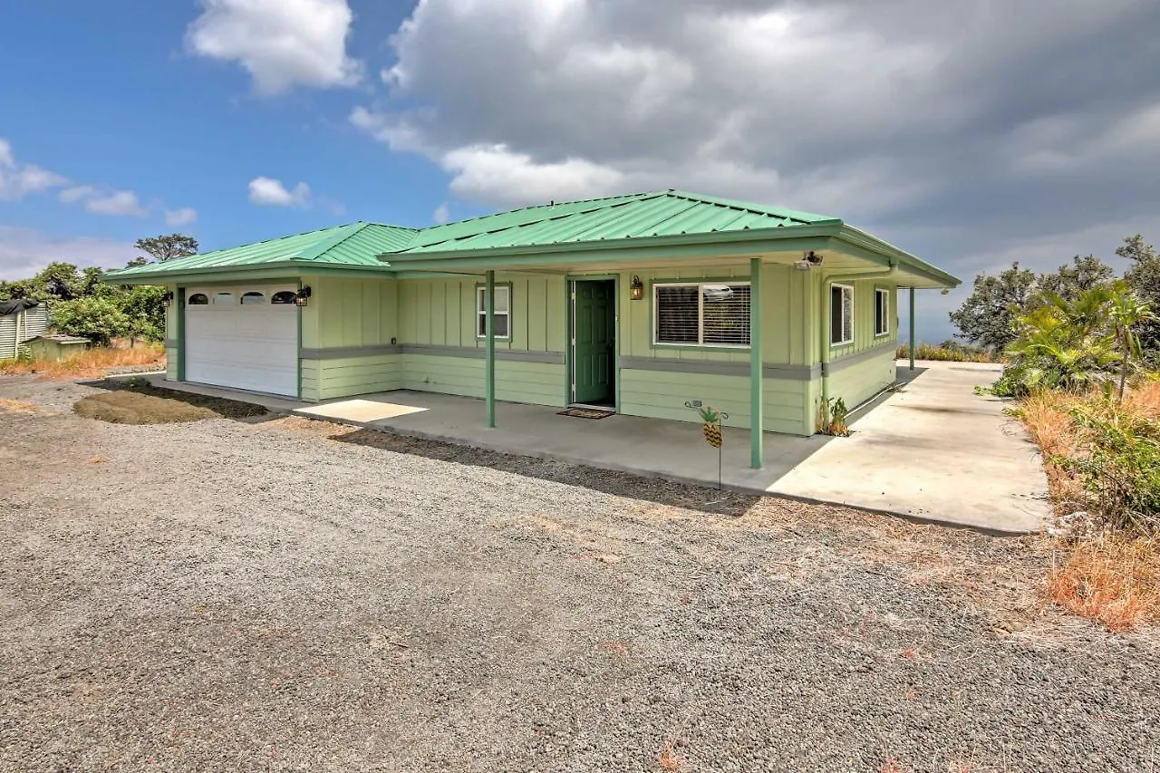 Ocean View Bungalow With Lanai 13 Mi To South Point Holiday home Hawaiian Ocean View